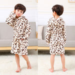 Cartoon Children's Robe Flannel Baby Bathrobe Long Sleeve Hooded Kids Bath Robe Lovely Animal Child Boy Girls Robes Kids Clothes